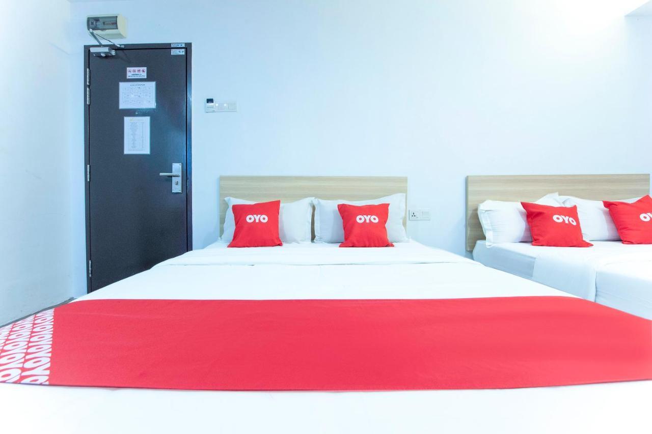 Oyo 90403 North City Hotel Johor Bahru Esterno foto