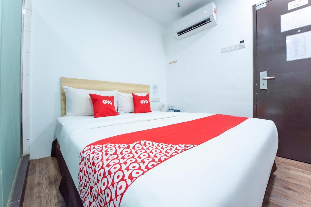 Oyo 90403 North City Hotel Johor Bahru Esterno foto