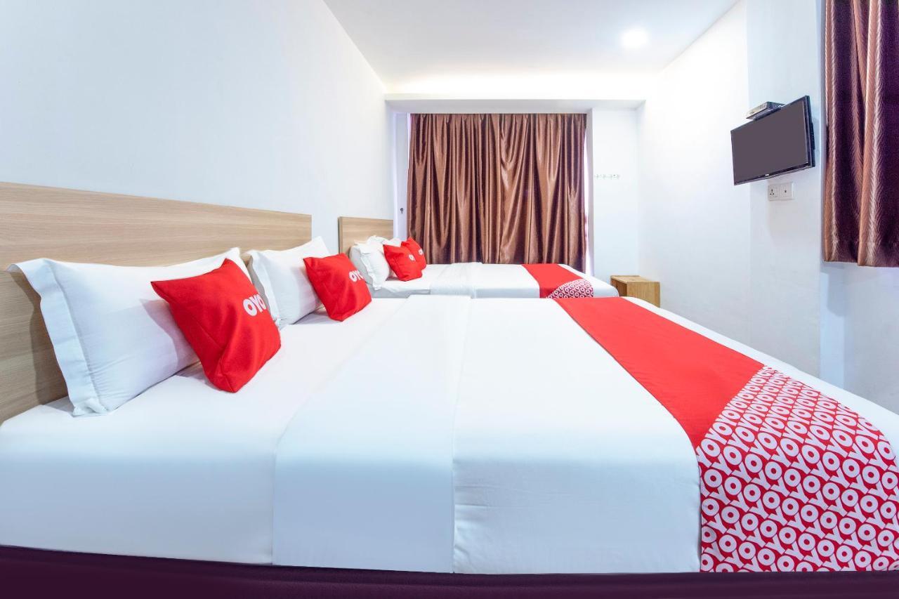Oyo 90403 North City Hotel Johor Bahru Esterno foto